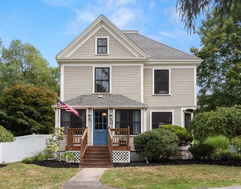 106 School St, Groveland, MA 01834