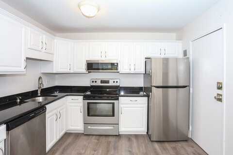 461 Washington St, Boston, MA 02135