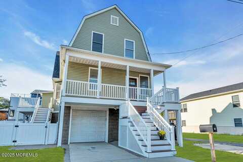 76 Miller Street, Highlands, NJ 07732