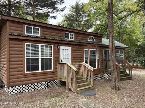 724 Monmouth Road, Freehold, NJ 08501