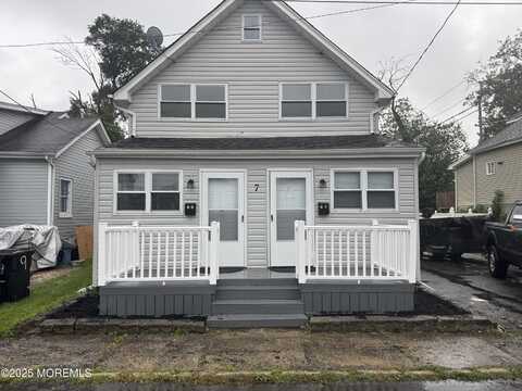 7 Braden Place, Keansburg, NJ 07734