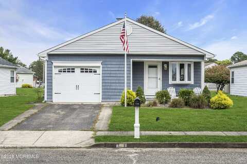 23 San Jacinto Street, Toms River, NJ 08757
