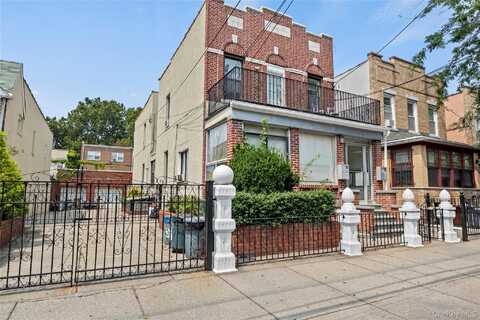 32-60 43rd Street, Astoria, NY 11103