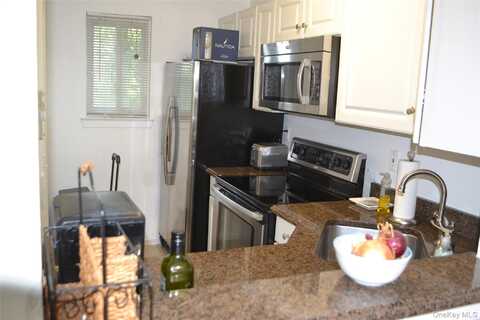 220 Montauk Highway, Speonk, NY 11972