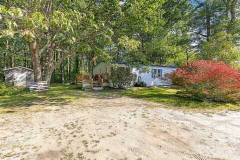 7 Billington Lane, Bowdoinham, ME 04008