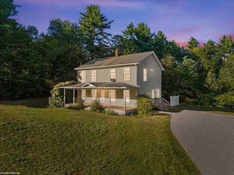 24 Caroline Crossing, Hollis, ME 04042