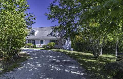 89 Mattson Lane, Blue Hill, ME 04614