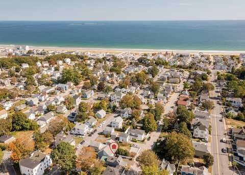 52 Highland Avenue, Old Orchard Beach, ME 04064