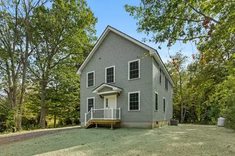 28 Copeland Street, Berwick, ME 03901