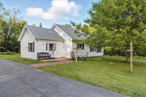 293 Sunset Road, Deer Isle, ME 04627