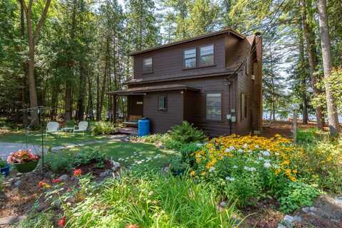 24 Chickadee Way, Norway, ME 04268