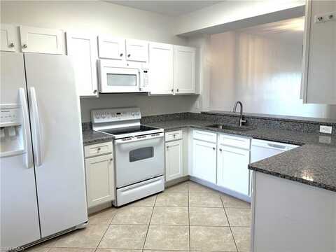 10030 Maddox, BONITA SPRINGS, FL 34135