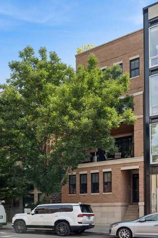 1923 N DAMEN Avenue, Chicago, IL 60647