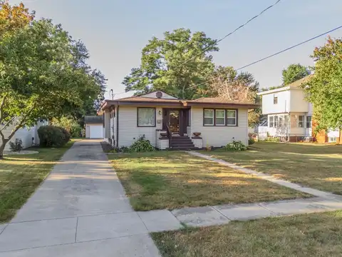 528 E 2nd Street, El Paso, IL 61738