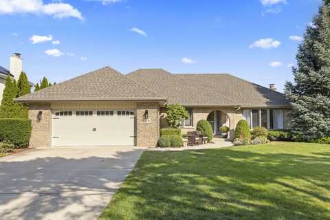8937 Tara Hill Road, Darien, IL 60561