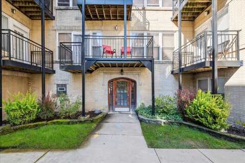 4016 N Albany Avenue, Chicago, IL 60618