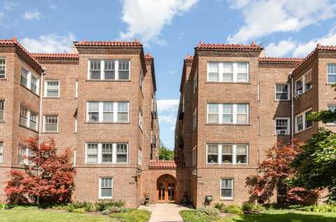 721 Emerson Street, Evanston, IL 60201