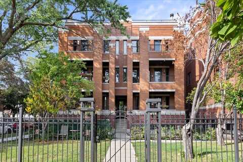 2554 W Logan Boulevard, Chicago, IL 60647