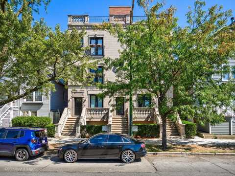 2851 N ASHLAND Avenue, Chicago, IL 60657