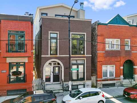 2527 W Chicago Avenue, Chicago, IL 60622