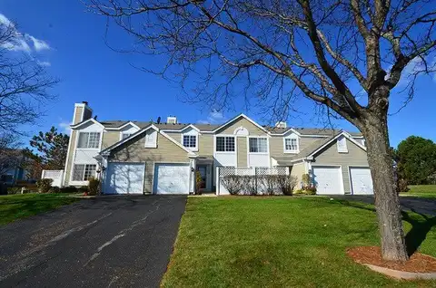 439 Valley Forge Court, Aurora, IL 60504