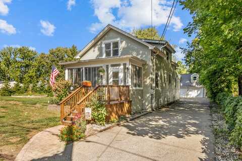 26700 W Woodland Avenue, Antioch, IL 60002