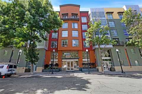 585 9th Street, Oakland, CA 94607