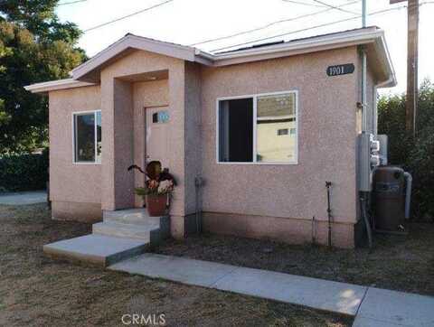 1901 N Grape, Compton, CA 90222