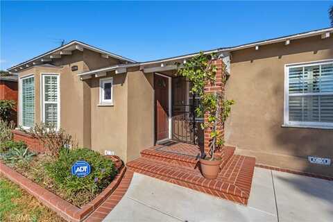 2860 Chestnut Avenue, Long Beach, CA 90806