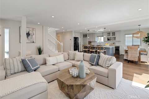 2106 Nelson Avenue, Redondo Beach, CA 90278