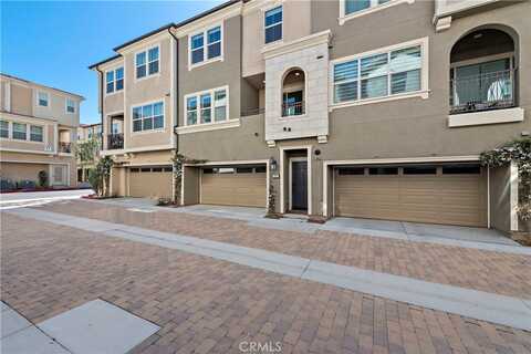 420 Coyote Pass, Lake Forest, CA 92610