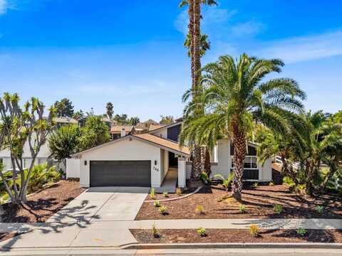 748 Granada Drive, Vista, CA 92083