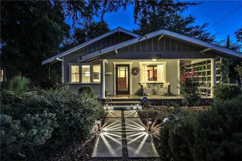 290 W 12th Street, Claremont, CA 91711