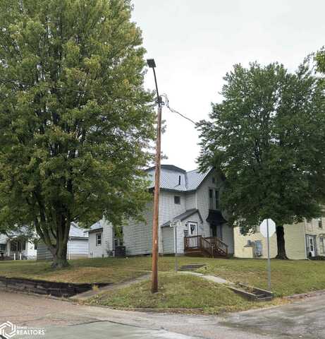 606 11Th Street, Corning, IA 50841