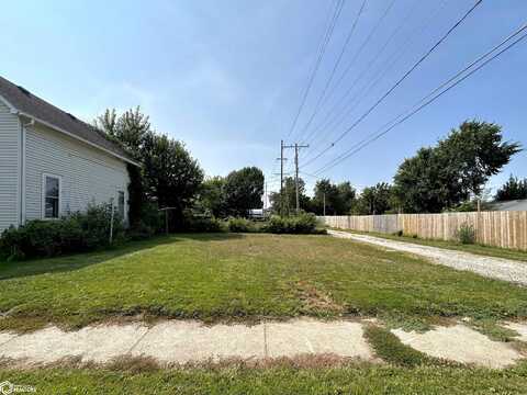 106 N 7Th Avenue, Marshalltown, IA 50158