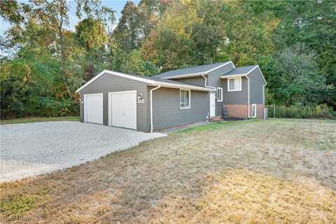 4123-4125 Regentview Street NE, Canton, OH 44705