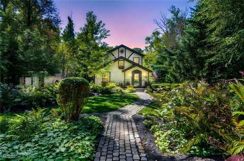 3596 Glenwood Drive, Austinburg, OH 44010