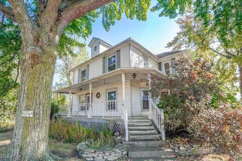 10044 Cleveland Avenue NW, Uniontown, OH 44685