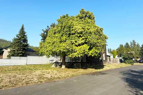 548 OAK ST, COLVILLE, WA 99114