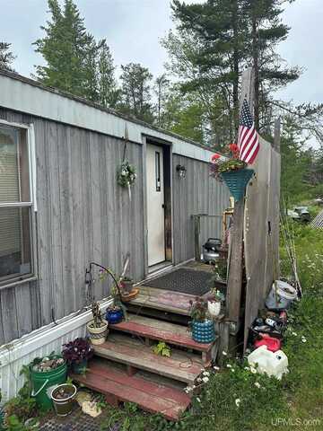E5433 Oak Street, Au Train, MI 49806
