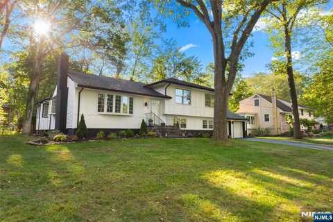 149 Lake Drive, Wayne, NJ 07470