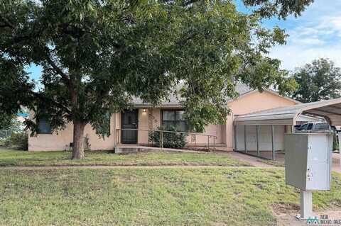 905 W 16th Street, Portales, NM 88130
