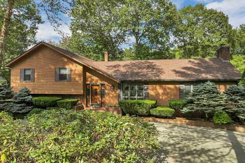 6 Weston Street, Derry, NH 03038