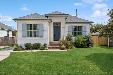 1515 SCHNELL Drive, Arabi, LA 70032