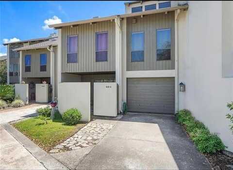 404 TCHEFUNCTE OAKS Drive, Mandeville, LA 70471