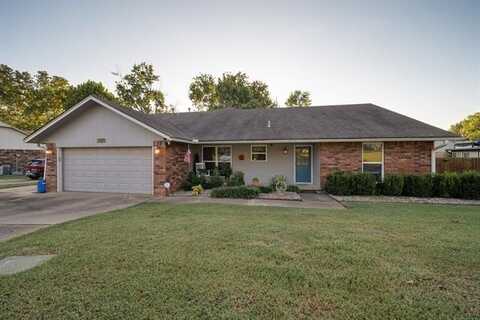 1027 N Miller Drive, Claremore, OK 74017