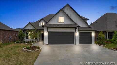 6951 E 125th Place S, Bixby, OK 74008
