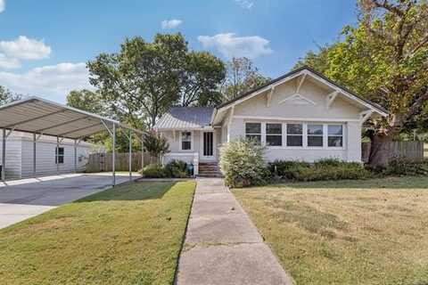 210 W 6th Street, Beggs, OK 74421