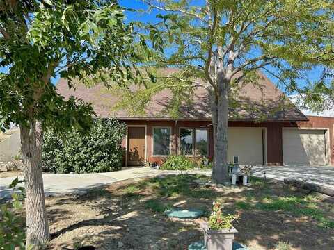 428 Desert Rd, Powell, WY 82435