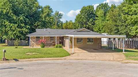 719 NW Belle Drive, Minco, OK 73059